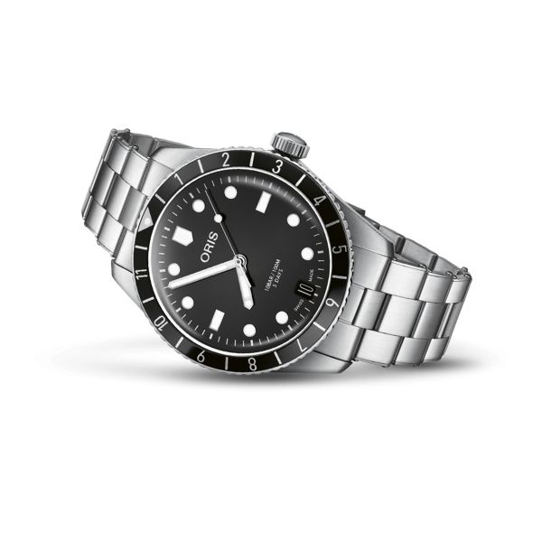 Montre Oris Divers Sixty-Five 12H Calibre 400 automatique cadran noir bracelet acier 40 mm