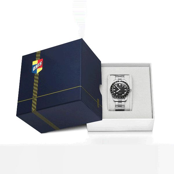 Montre Oris Divers Sixty-Five 12H Calibre 400 automatique cadran noir bracelet acier 40 mm