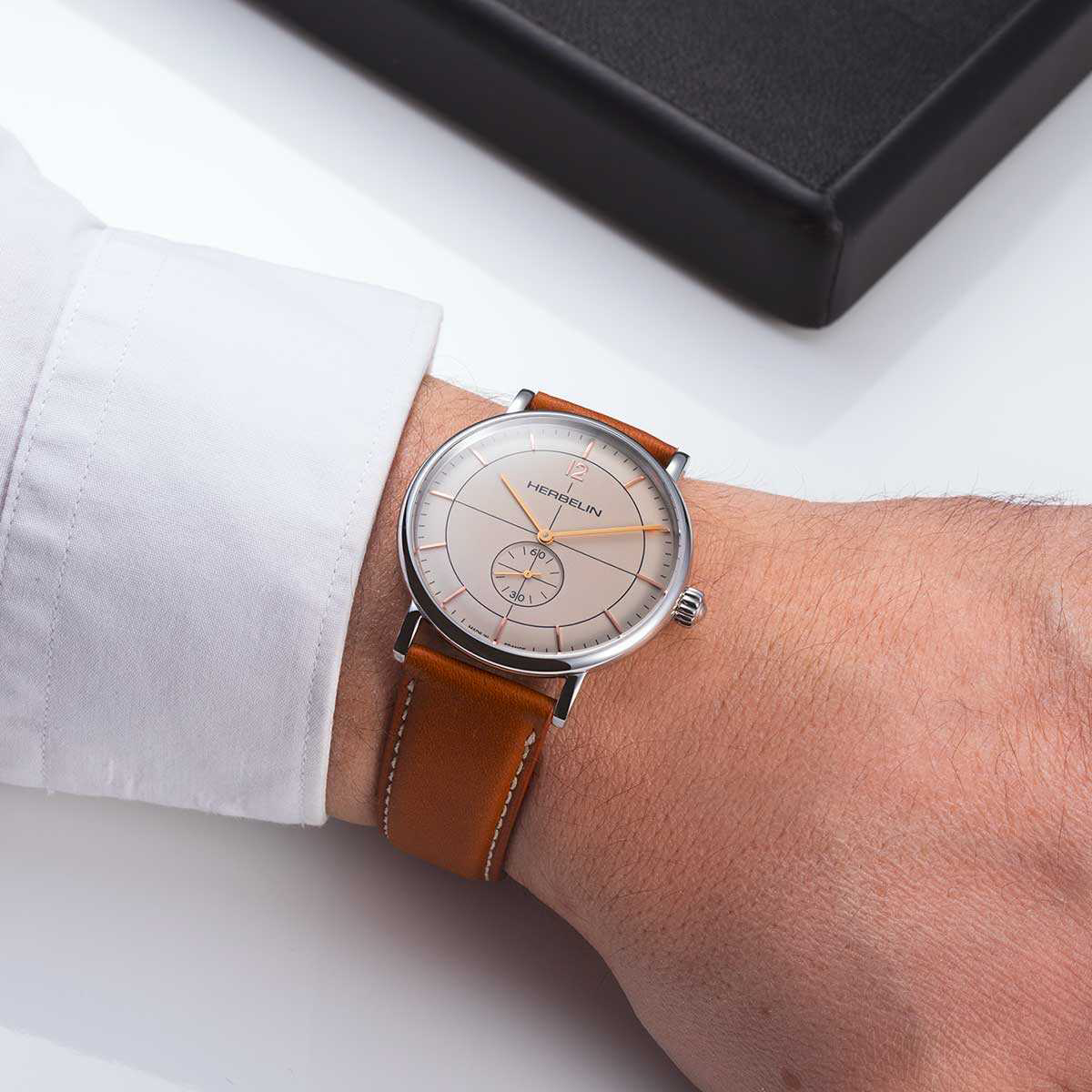 Herbelin Inspiration quartz small seconds eggshell dial leather strap 40 mm