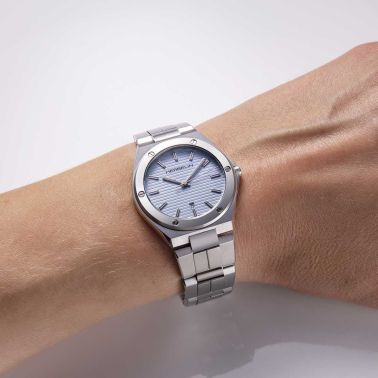 Montre Herbelin Cap Camarat quartz cadran bleu glacé bracelet acier 33 mm