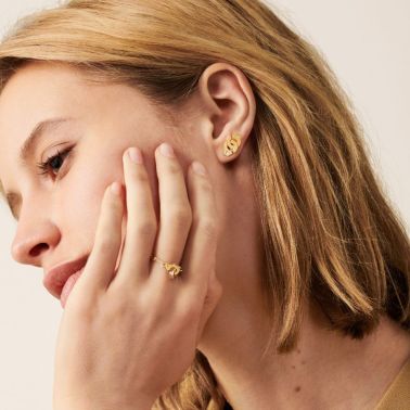 Bague Dinh van Menottes R7 en or jaune sur chaîne