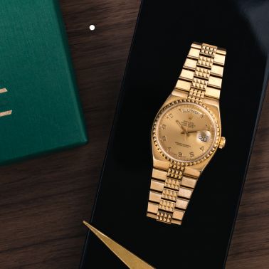 Montre Rolex Oysterquartz Day-Date 19028 Or Jaune 36 mm 1988
