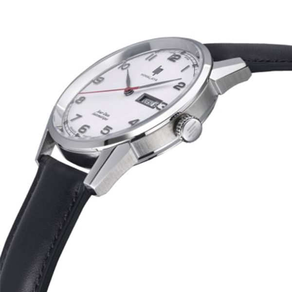 Montre Lip Himalaya Automatique cadran blanc bracelet cuir noir 40 mm