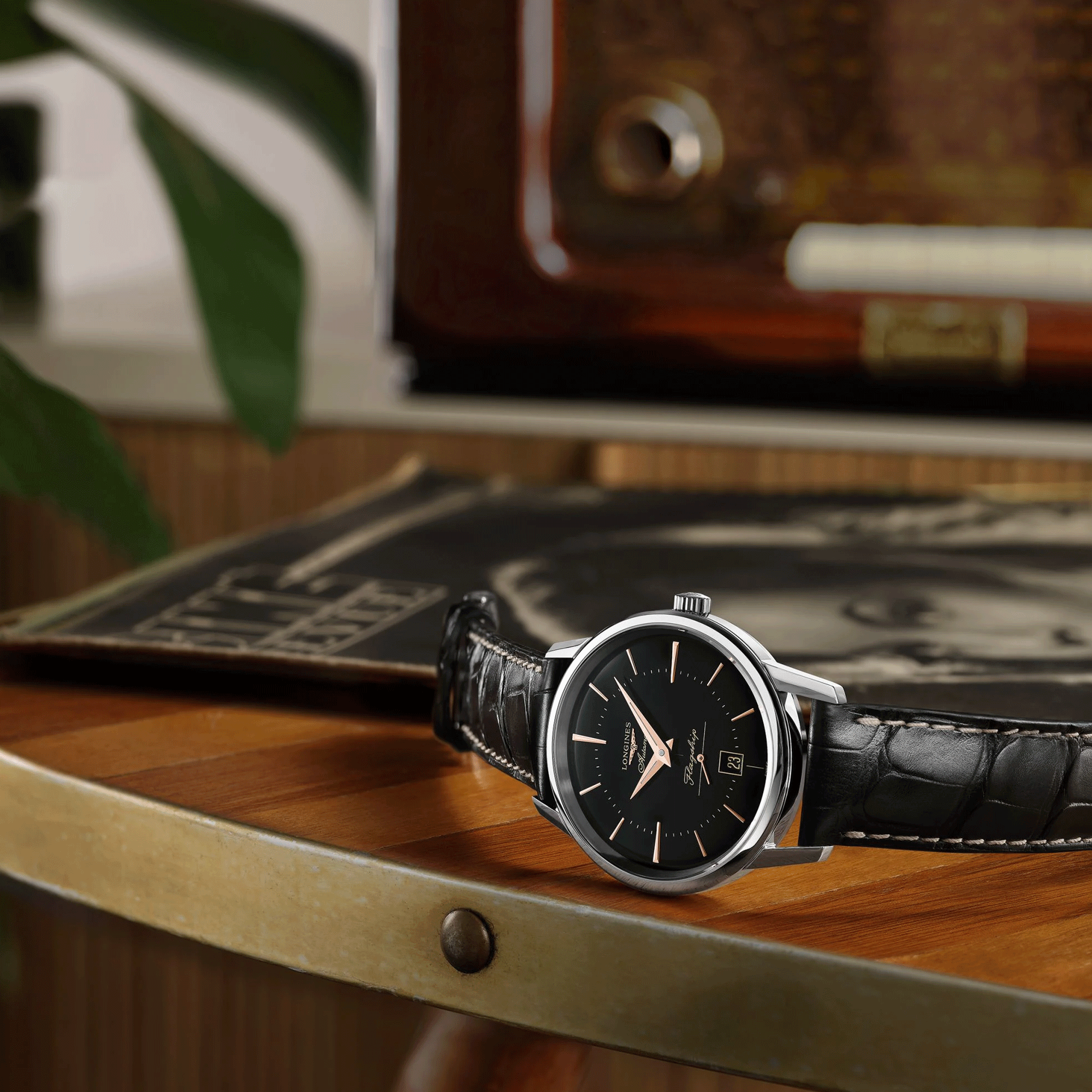 Montre Longines Flagship Heritage automatique cadran noir bracelet alligator noir 38.50 mm L4.795.4.58.0