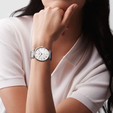 Montre Longines Grande Classique automatique cadran blanc bracelet acier 38 mm L4.918.4.11.6