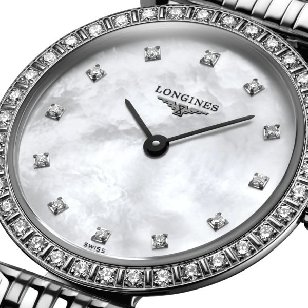 Montre Longines La Grande Classique quartz cadran nacre index diamants bracelet acier 24 mm