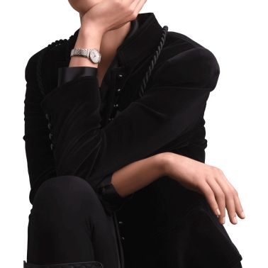 Montre Longines La Grande Classique quartz cadran nacre index diamants bracelet acier 29 mm L4.512.4.87.6