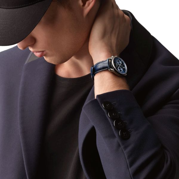 Montre Longines Master Collection automatique chronographe cadran bleu bracelet cuir bleu 40 mm L2.629.4.92.0