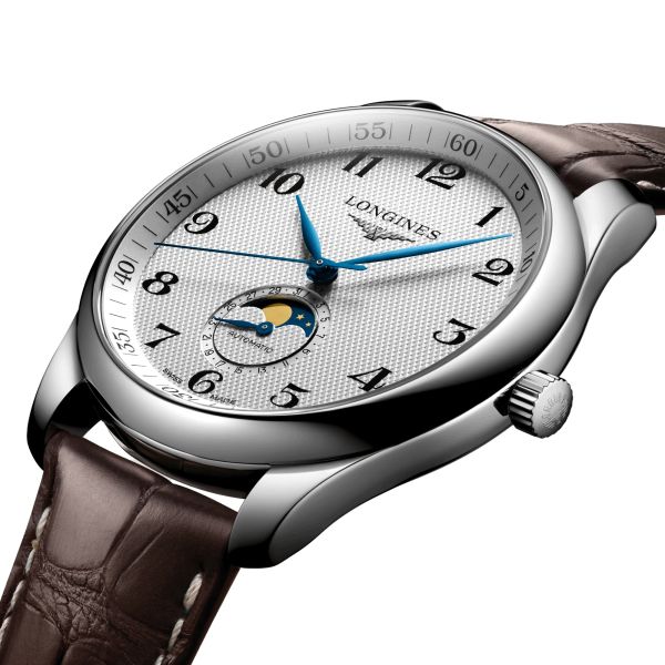 Montre Longines Master Collection automatique cadran argenté phases de lune bracelet cuir brun 42 mm L2.919.4.78.3