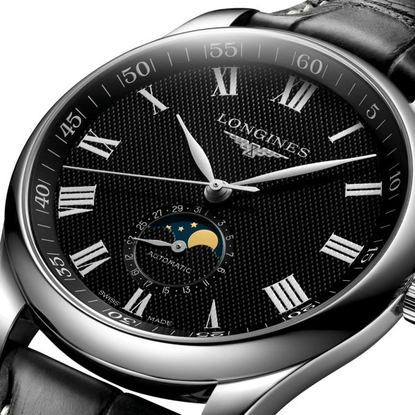 Montre Longines Master Collection automatique cadran noir phases de lune bracelet cuir noir 42 mm L2.919.4.51.7