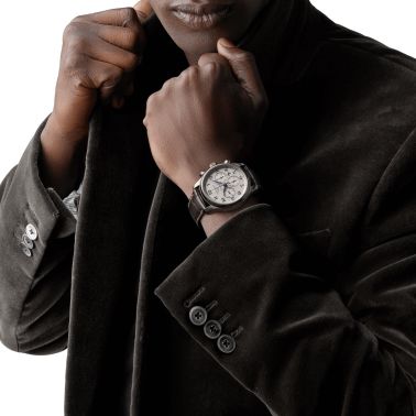 Montre Longines Master Collection automatique chronographe cadran argenté bracelet cuir marron 44 mm L2.859.4.78.3