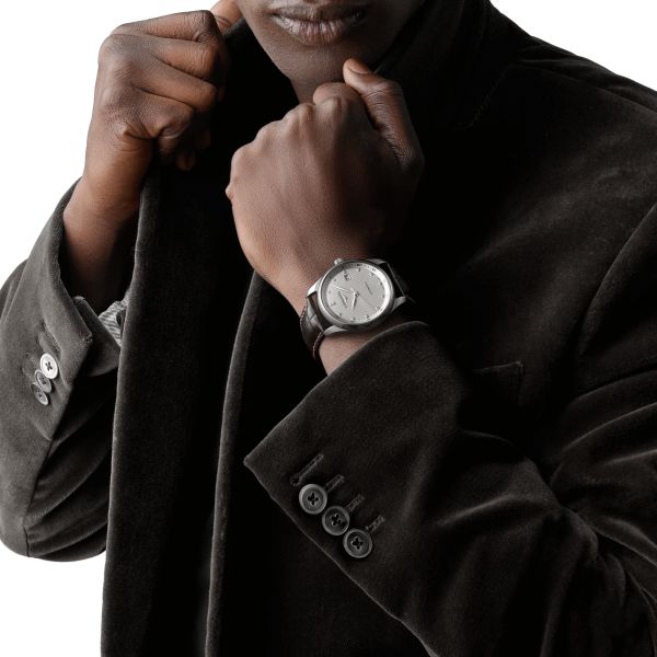 Montre Longines Master Collection automatique cadran beige bracelet cuir marron 40 mm L2.793.4.77.3