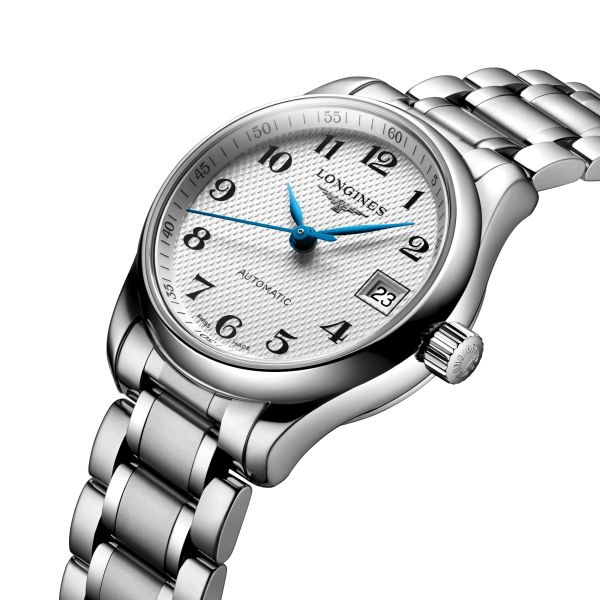 Montre Longines Master Collection automatique cadran argenté chiffres arabes bracelet acier 25,5 mm