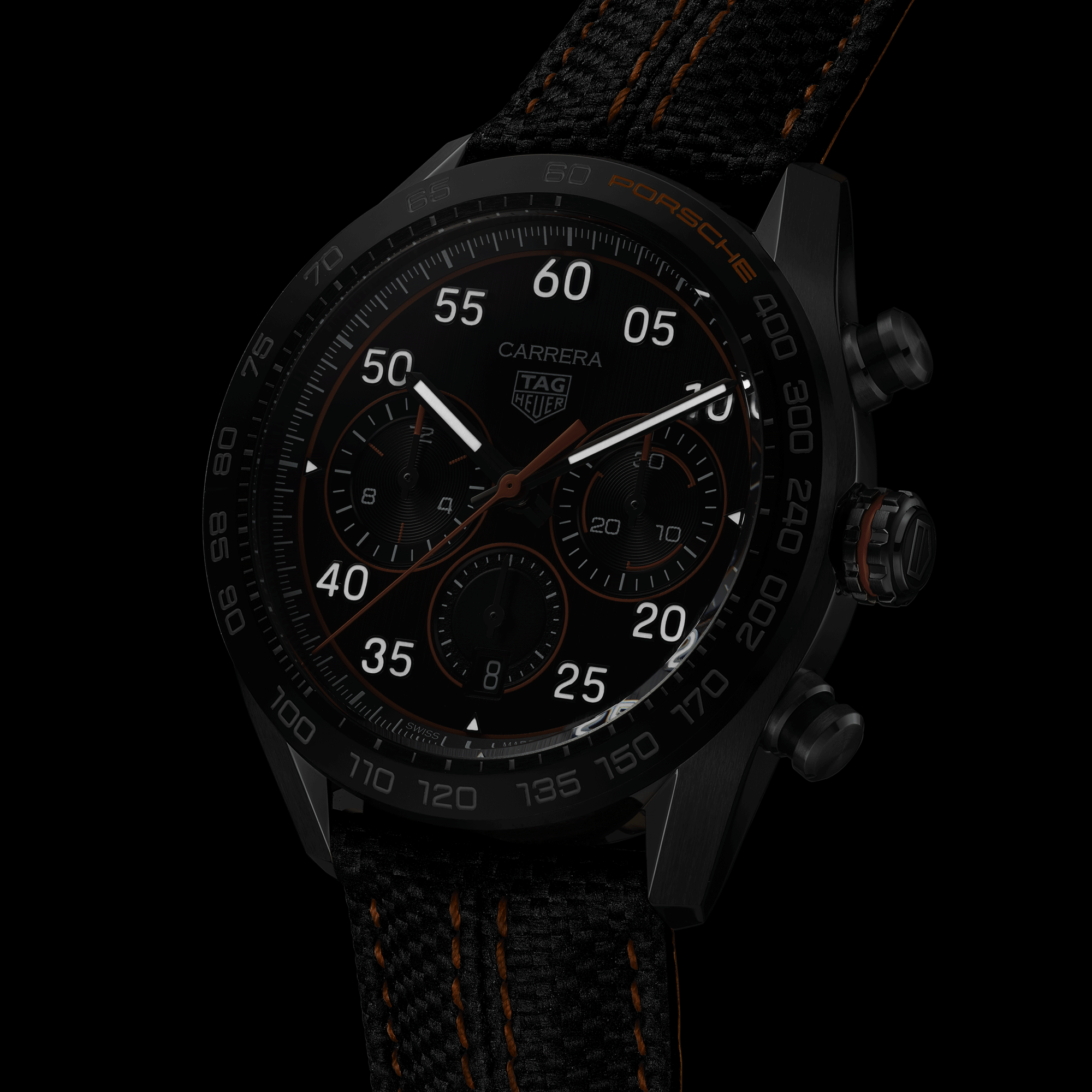Montre TAG Heuer Carrera Chronographe x Porsche Orange Racing automatique cadran noir bracelet caoutchouc noir 44 mm CBN2A1M.FC6