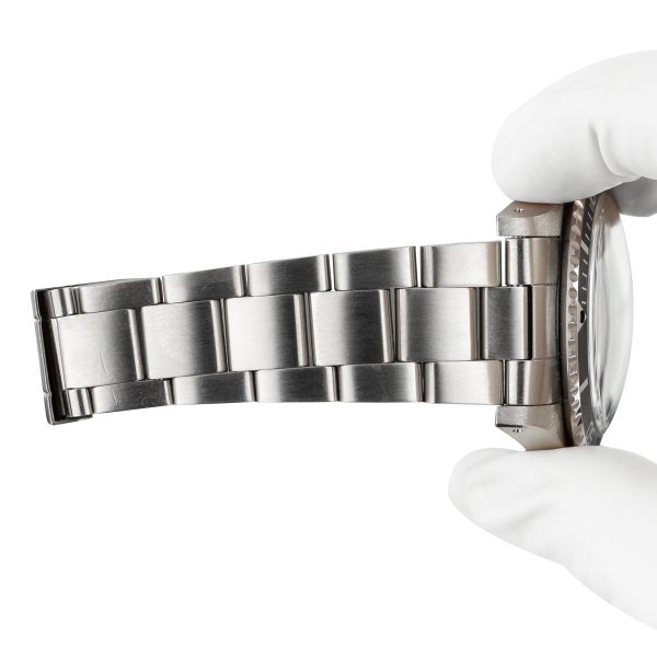 Montre Rolex Submariner 5513 "Glossy Dial" automatique 40 mm circa 1986 avec Watch Certificate