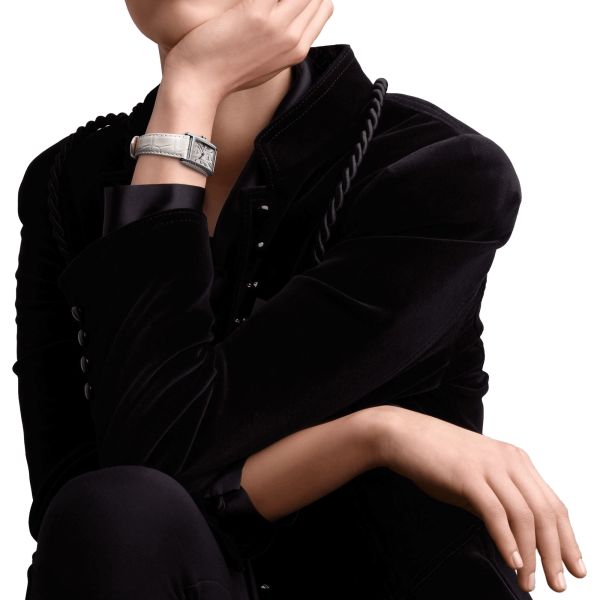 Longines DolceVita quartz watch silver dial white crocodile leather strap 23,30 x 37 mm