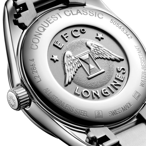 Montre Longines Conquest Classic quartz cadran noir bracelet acier 29,5 mm L2.286.4.52.6