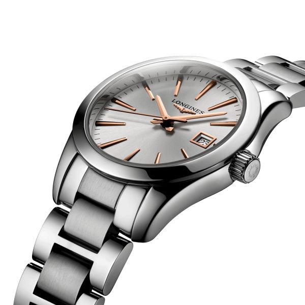 Montre Longines Conquest Classic quartz cadran argenté bracelet acier 29,5 mm L2.286.4.72.6