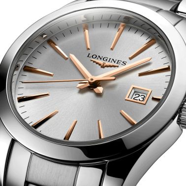 Montre Longines Conquest Classic quartz cadran argenté bracelet acier 29,5 mm L2.286.4.72.6