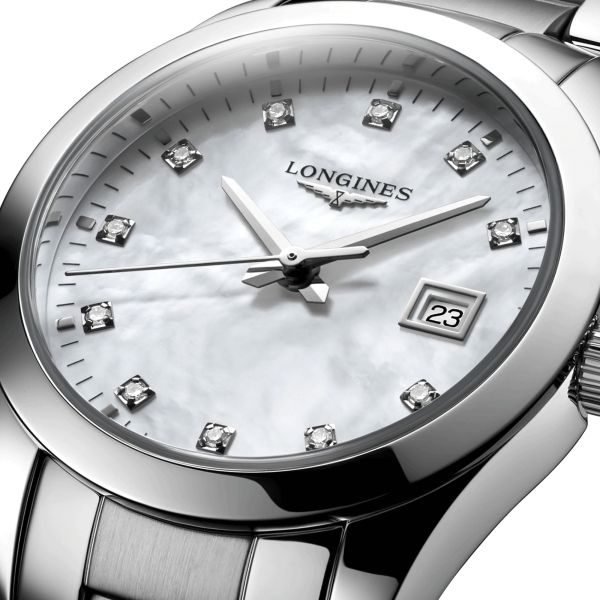 Montre Longines Conquest Classic quartz cadran nacre blanche bracelet acier 29,5 mm L2.286.4.87.6