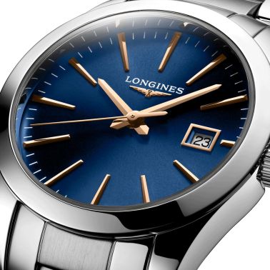 Montre Longines Conquest Classic quartz cadran bleu bracelet acier 29,5 mm L2.286.4.92.6