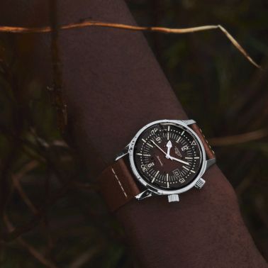 Montre Longines Legend Diver automatique cadran brun bracelet cuir brun 42 mm L3.774.4.60.2