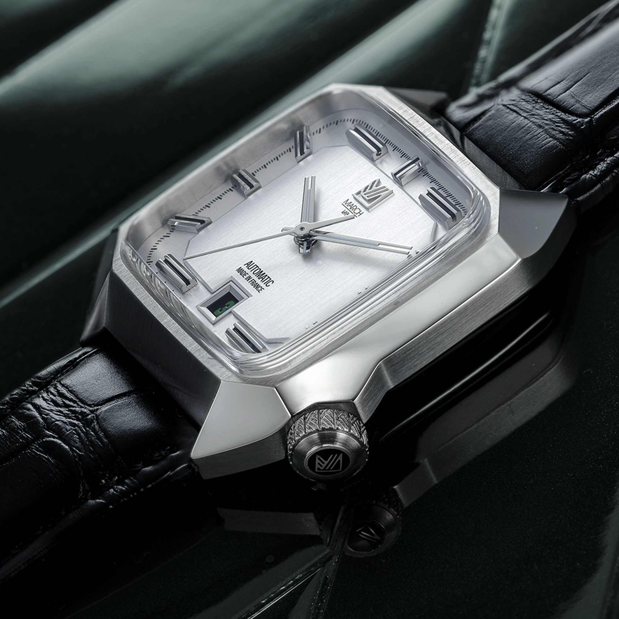 March LA.B AM2 Automatic Steel silver dial black alligator strap 39 mm