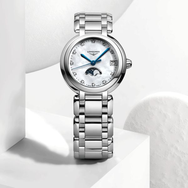 Montre Longines Primaluna quartz cadran nacre index diamants bracelet acier 30,5 mm