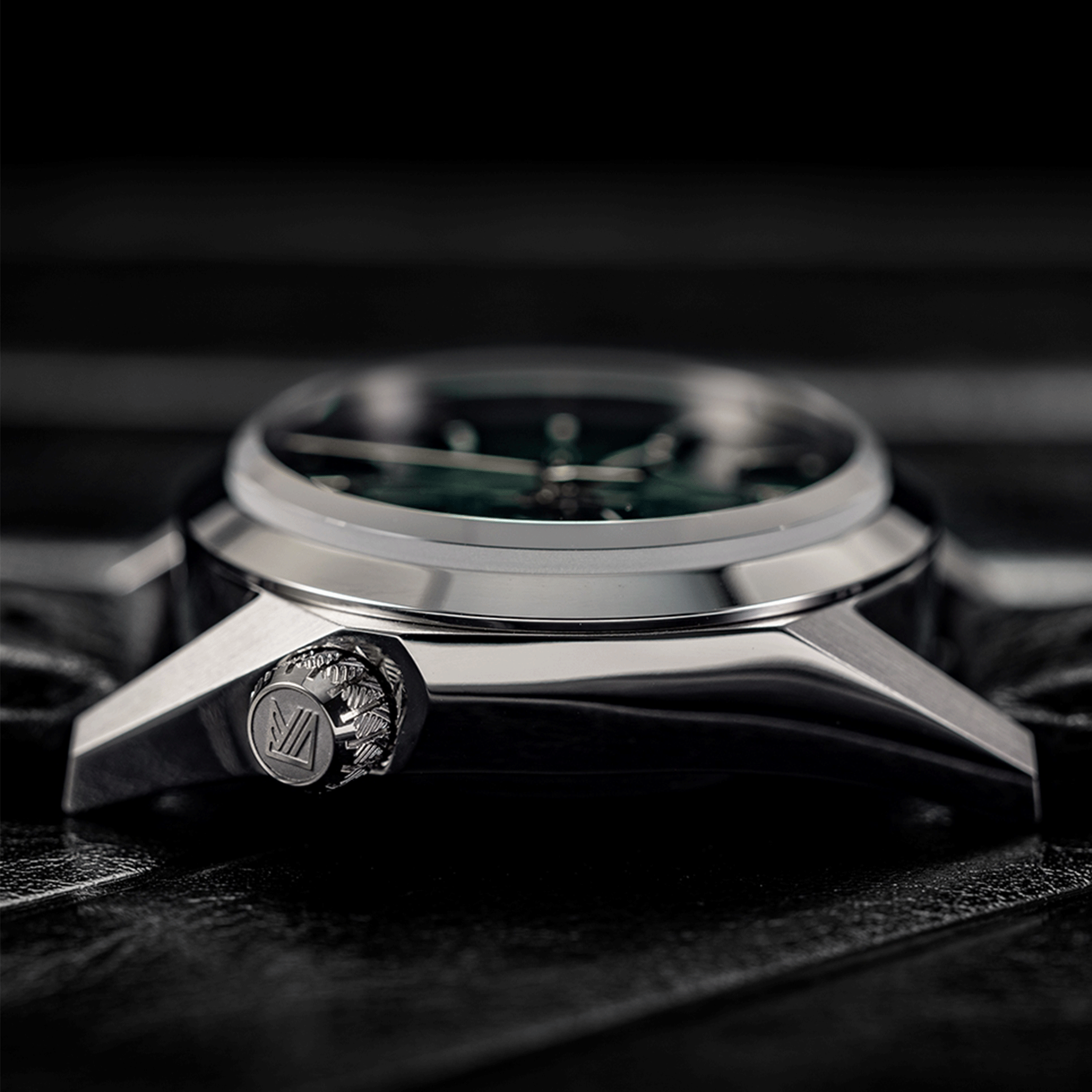 Montre March LA.B AM69 Electric Forest bracelet acier 36 mm