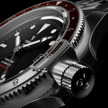 Yema Superman 500 GMT automatic watch red and white bezel black dial steel bracelet 39 mm