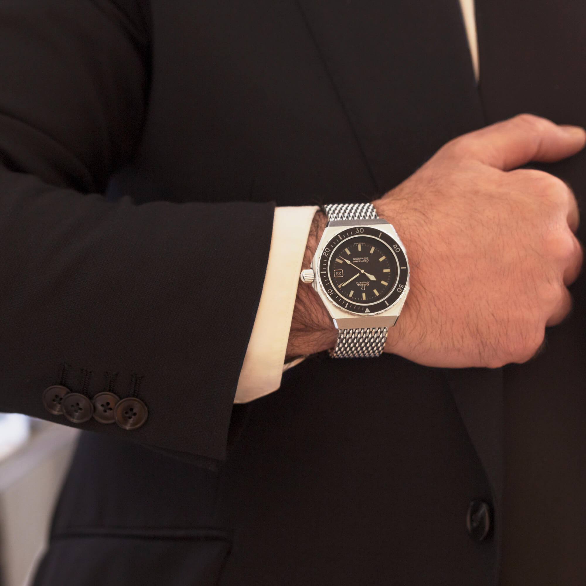 Montre Omega Seamaster 200 ST "SHOM" 166.0177 automatique 42 mm circa 1970's avec Watch Certificate