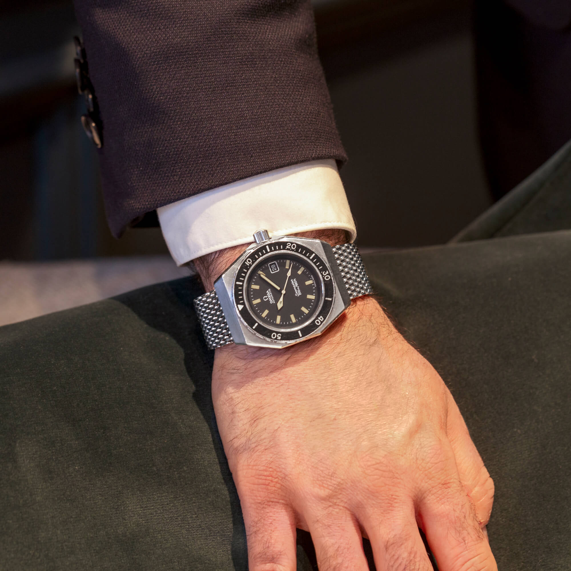 Montre Omega Seamaster 200 ST "SHOM" 166.0177 automatique 42 mm circa 1970's avec Watch Certificate