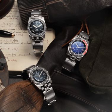 Montre ZRC Grands Fonds 300 Réédition Série 3 "Pepsi" cadran bleu bracelet acier 39 mm