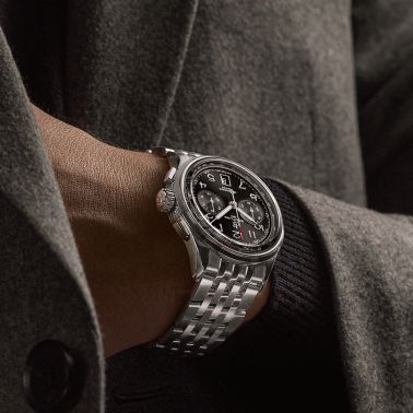 Montre Breitling Premier B01 Chronograph automatique cadran noir bracelet acier 42 mm AB0145221B1A1
