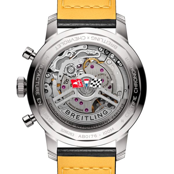 Montre Breitling Top Time B01 Chevrolet Corvette automatique cadran rouge bracelet cuir noir 41 mm AB01761A1K1X1