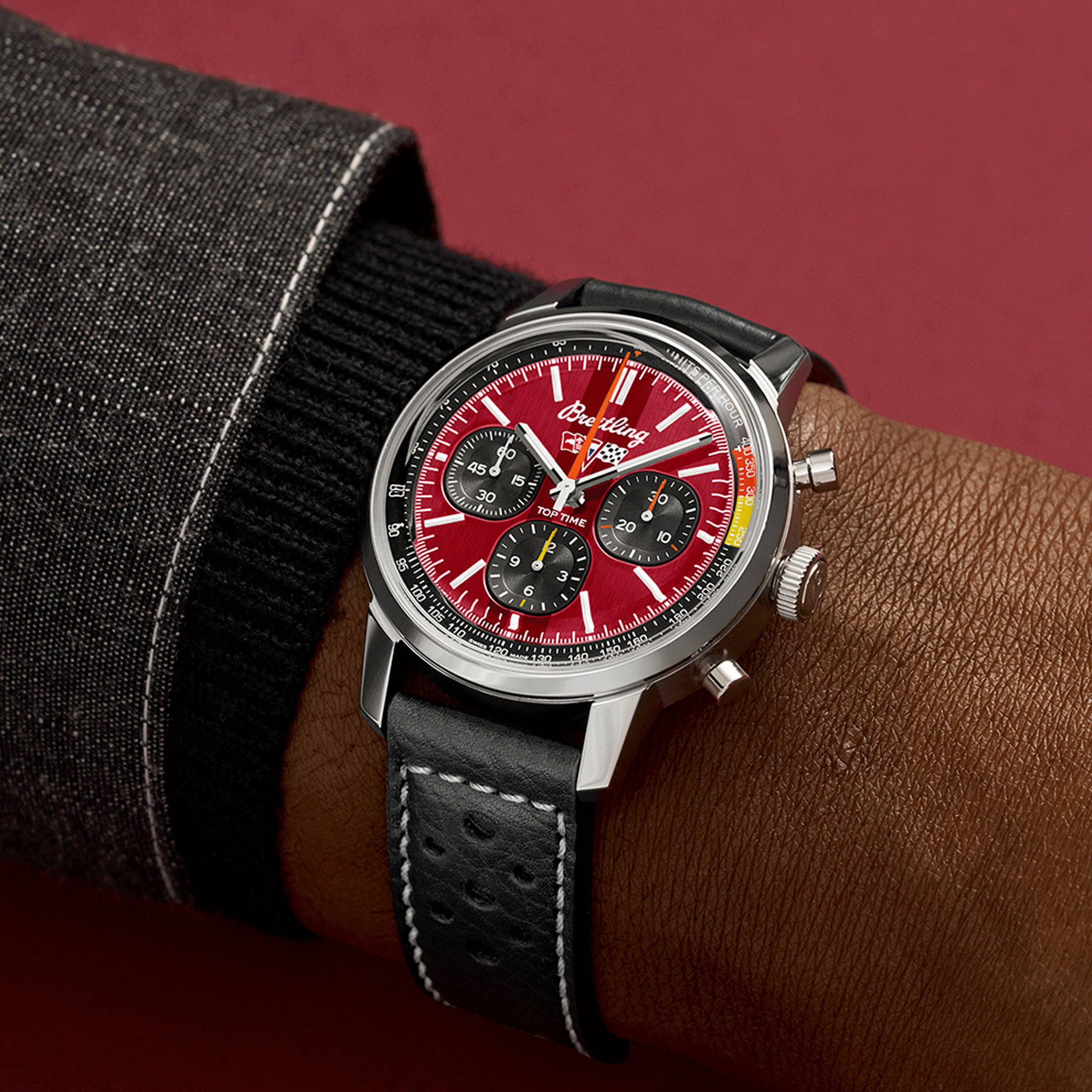 Montre Breitling Top Time B01 Chevrolet Corvette automatique cadran rouge bracelet cuir noir 41 mm AB01761A1K1X1