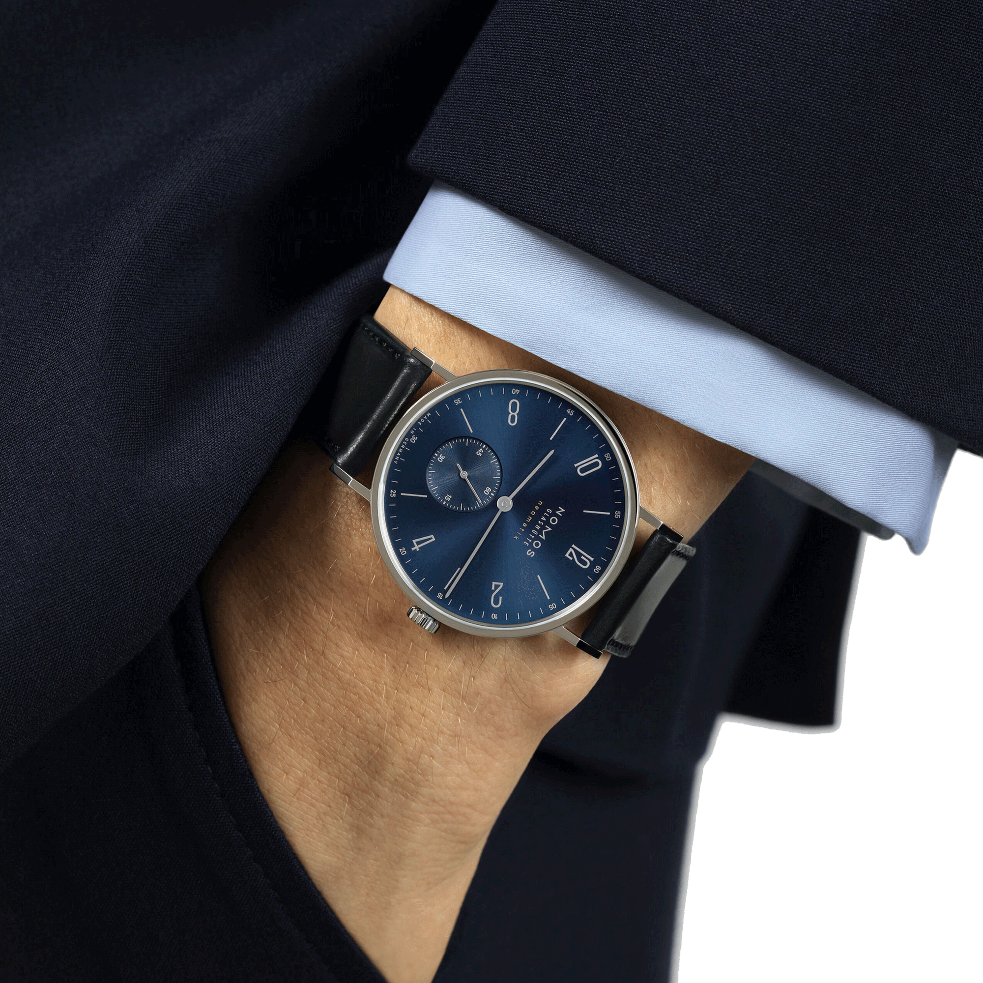 Montre Nomos Tangente Neomatik Or Bleu automatique fond acier cadran galvanisé bleu bracelet cuir noir 38,5 mm 146