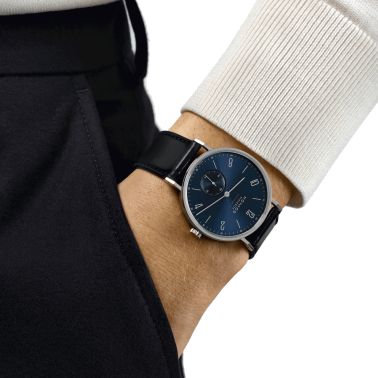 Montre Nomos Tangente Neomatik Or Bleu automatique fond acier cadran galvanisé bleu bracelet cuir noir 38,5 mm 146