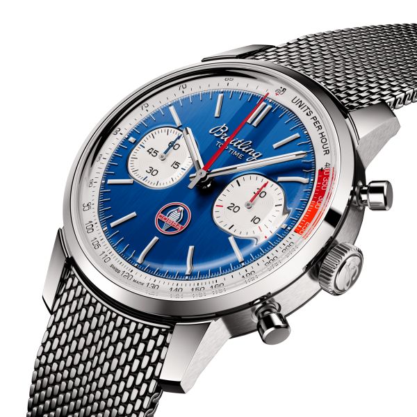 Montre Breitling Top Time B01 Shelby Cobra automatique cadran bleu bracelet acier maille milanaise 41 mm AB01763A1C1A1