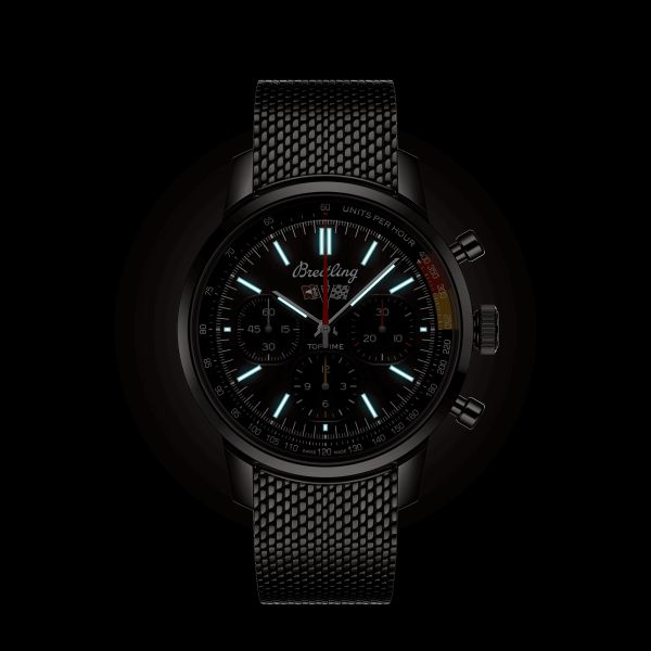 Montre Breitling Top Time B01 Chevrolet Corvette automatique cadran rouge bracelet acier maille milanaise 41 mm AB01761A1K1A1