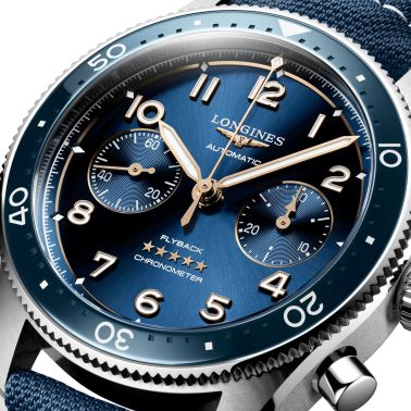 Montre Longines Spirit Flyback automatique cadran bleu bracelet tissu bleu 42 mm L3.821.4.93.2