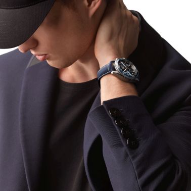 Montre Longines Spirit Flyback automatique cadran bleu bracelet tissu bleu 42 mm L3.821.4.93.2