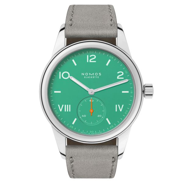 Montre Nomos Club Campus Electric Green mécanique cadran vert bracelet cuir gris 36 mm 715