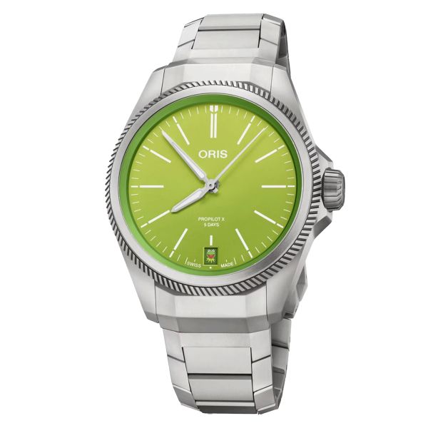 Oris ProPilot X Kermit Edition Calibre 400 Titanium automatic green dial titanium bracelet 39 mm