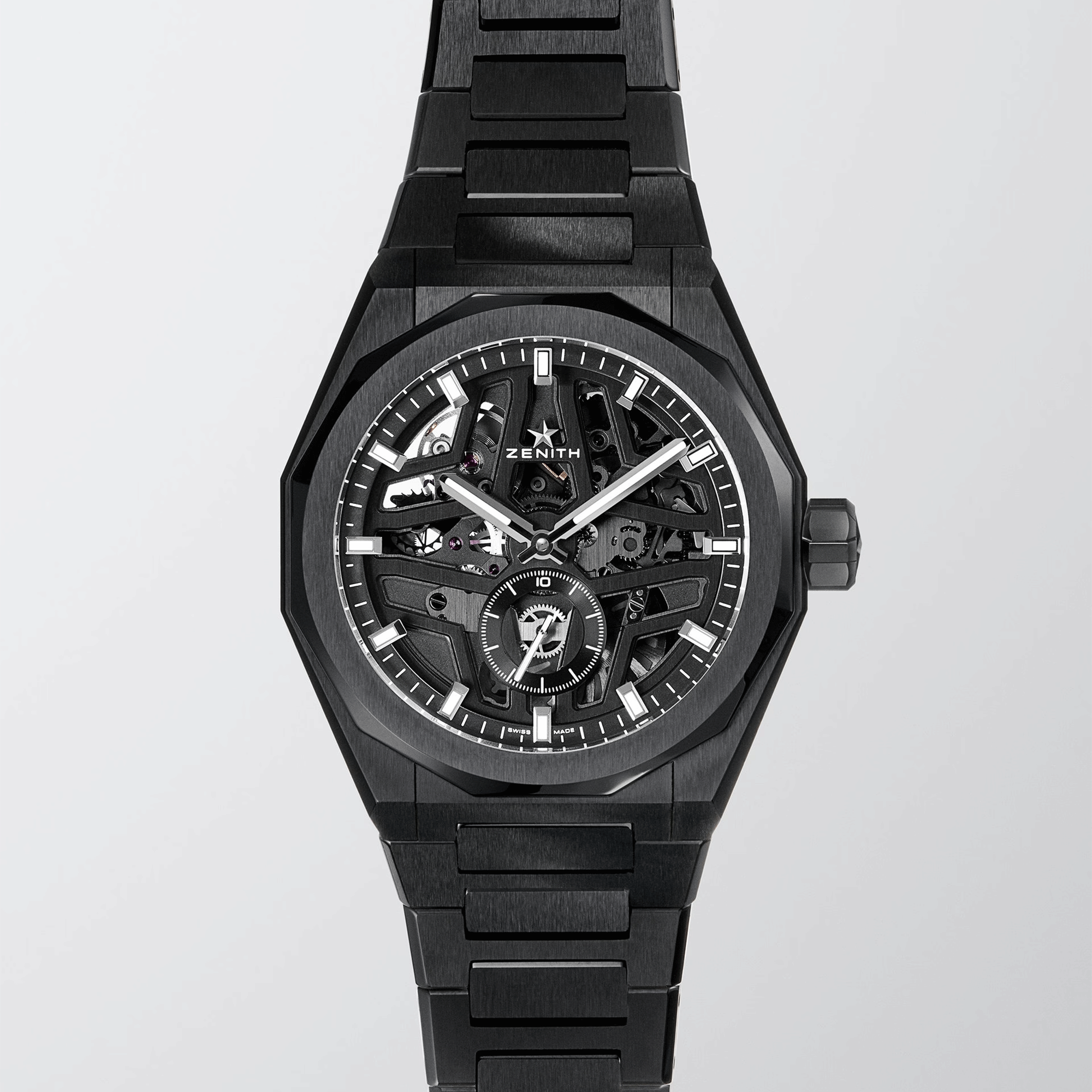 Montre Zenith Defy Skyline Skeleton Céramique automatique cadran noir bracelet céramique 41 mm