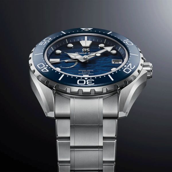 Montre hotsell plongée titane