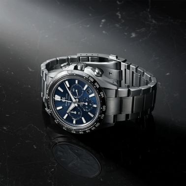 Montre Grand Seiko Evolution 9 Tentagraph chrono automatique Hi-Beats titane cadran bleu bracelet titane 43,2 mm