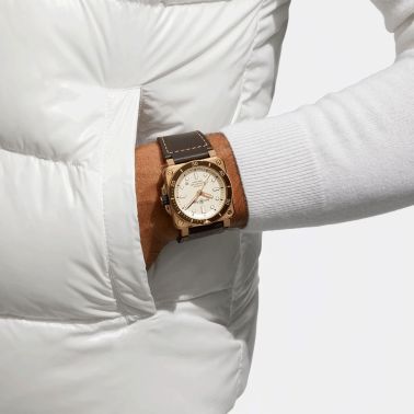 Montre Bell & Ross BR 03-92 Diver White Bronze automatique cadran blanc bracelet cuir 42 mm