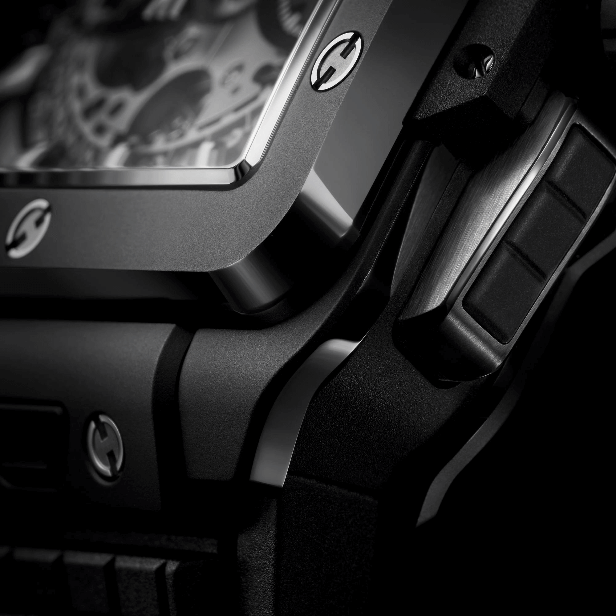 Montre Hublot Square Bang Unico Black Magic automatique cadran squelette bracelet caoutchouc noir 42 mm 821.CI.0170.RX