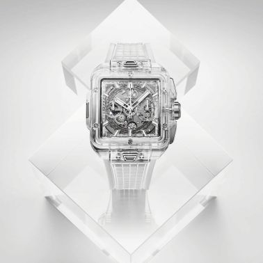 Montre Hublot Square Bang Unico Sapphire automatique cadran squelette bracelet caoutchouc blanc 42 mm 821.JX.0120.RT